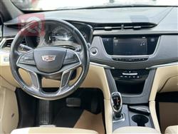 کادیلاک XT5